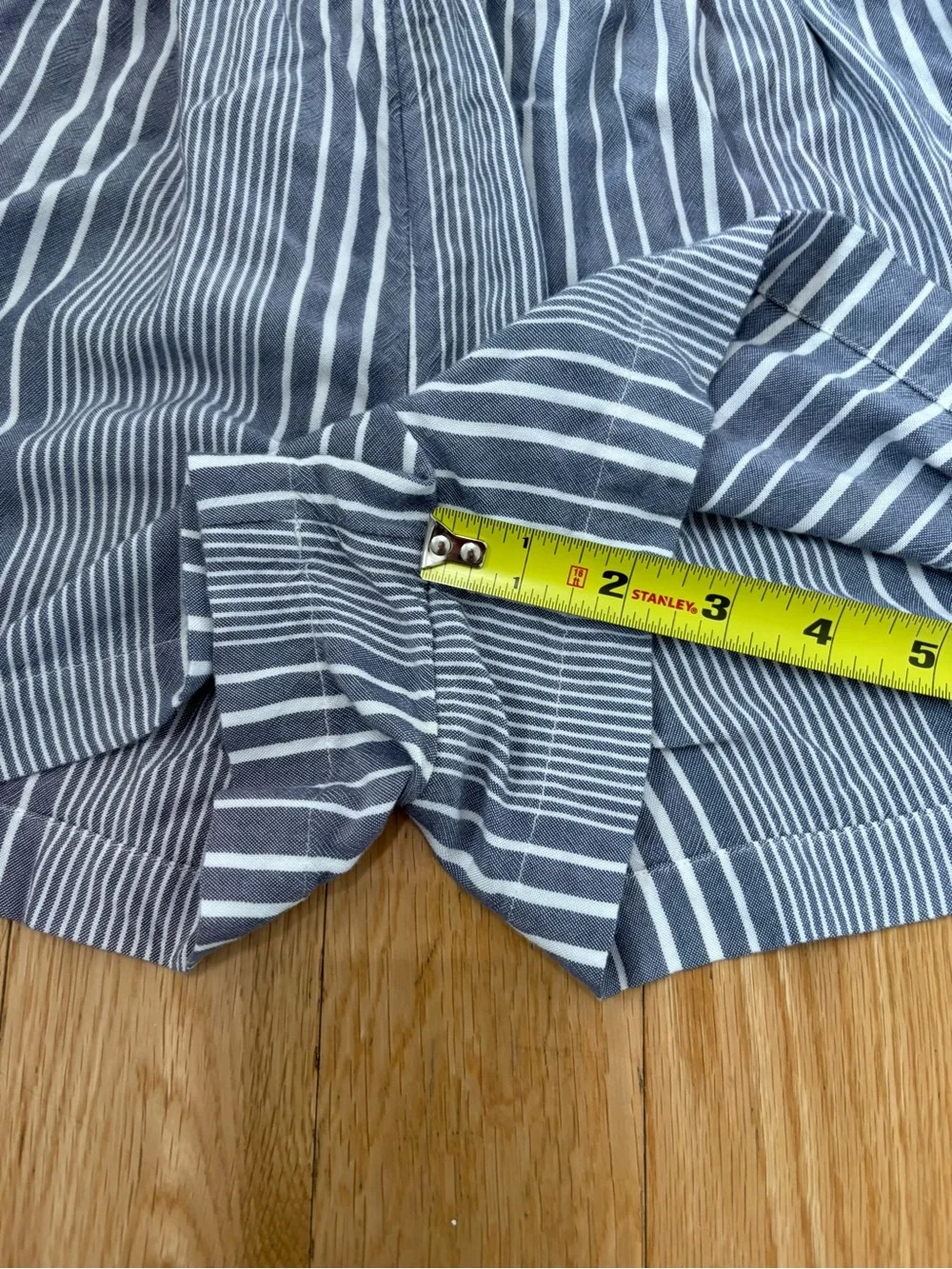 American Eagle Striped Smocked Dolphin Shorts Blue White Coastal Linen Look S